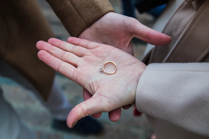 Proposal photography at Covent Garden