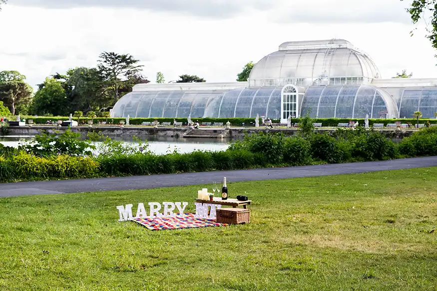 Proposal photography at Kew Gardens