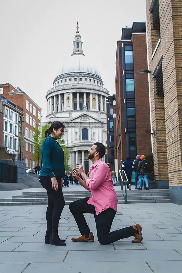 Proposal photography at St Pauls
