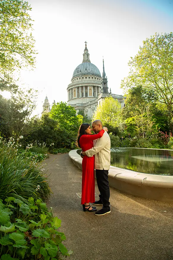 Proposal photography at St Pauls