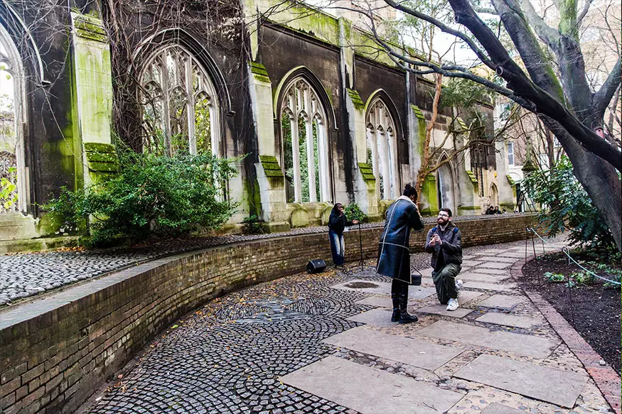 Proposal photography at St Dunstan in the East